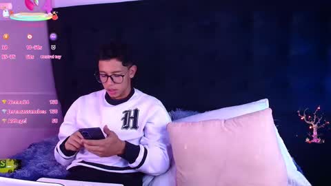 Snapshot of ryanpricee chatting on 12/19/25, 03:13 RyanPricee online show from 12/19/25, 03:13