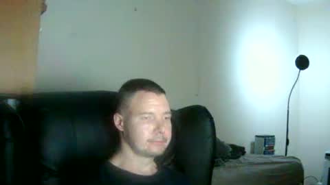 Snapshot of ryder93x chatting on 07/10/26, 08:29 Ryder93 online show from 07/10/26, 08:29