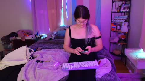 Ryn Michele online show from 05/12/26, 11:57