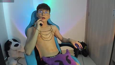 Snapshot of ryo_bleu chatting on 12/15/25, 03:27 RYO BLEU online show from 12/15/25, 03:27