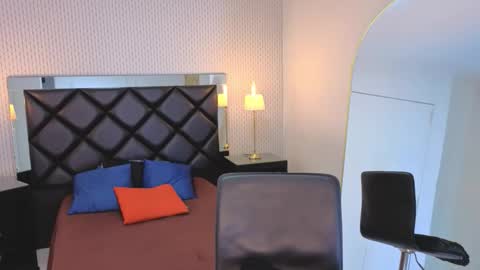 Snapshot of ryo_fem chatting on 10/04/25, 08:40 Ryo online show from 10/04/25, 08:40