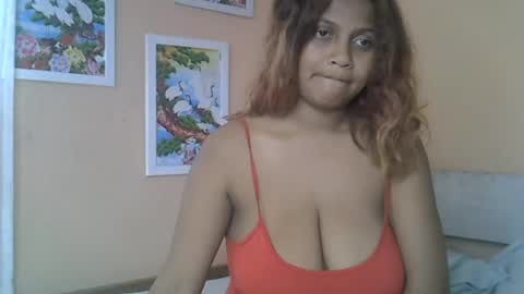 Snapshot of rywanna chatting on 07/10/26, 07:34 rywanna online show from 07/10/26, 07:34