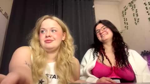 Kate online show from 03/18/26, 08:01