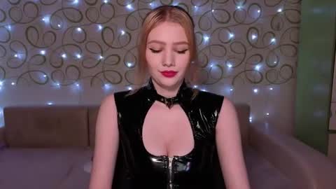 Sveta online show from 07/17/26, 11:09