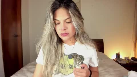 Leslie Beltrn online show from 02/17/26, 04:42