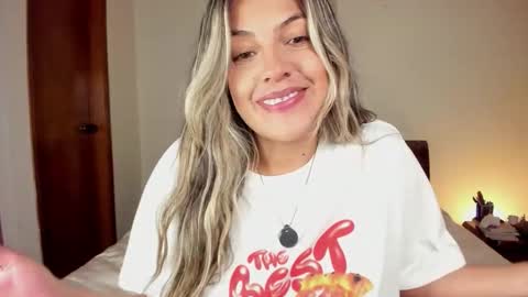 Leslie Beltrn online show from 02/23/26, 04:10