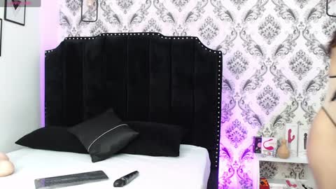 Saara Brown online show from 02/06/25, 12:48