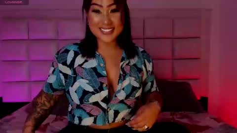 SARA WILSON online show from 09/17/25, 06:31