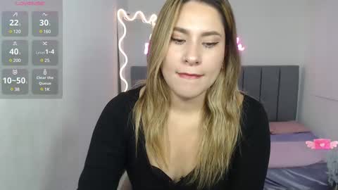 saaya_tay online show from 03/12/25, 03:02