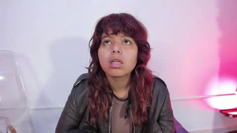 Snapshot of sabinamerchetti_ chatting on 11/24/25, 02:00 Sabina Merchetti online show from 11/24/25, 02:00