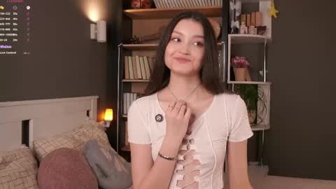 Snapshot of sabinapulk chatting on 04/14/26, 11:38 sabinapulk online show from 04/14/26, 11:38