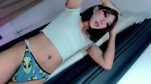 cathllea online show from 10/28/25, 05:59