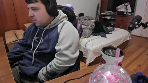 1141323  my Lord Mister Max   moms treasure online show from 01/04/25, 10:45