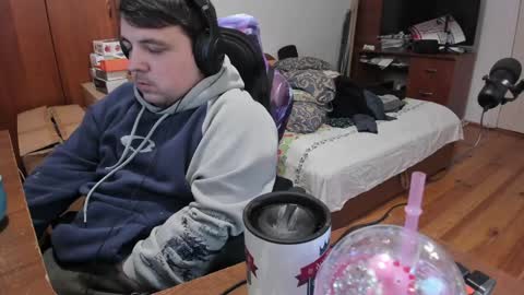 1141323  my Lord Mister Max   moms treasure online show from 01/05/25, 06:35