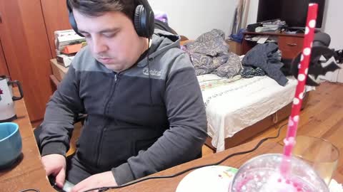 1141323  my Lord Mister Max   moms treasure online show from 01/16/25, 02:41