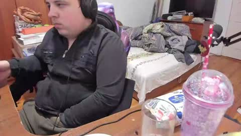 1141323  my Lord Mister Max   moms treasure online show from 01/24/25, 12:52