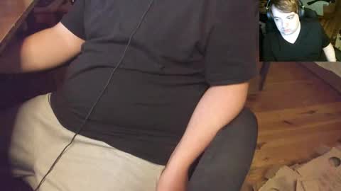 1141323  my Lord Mister Max   moms treasure online show from 09/19/25, 08:20