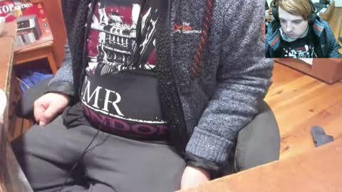 1141323  my Lord Mister Max   moms treasure online show from 10/19/25, 06:08