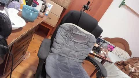 1141323  my Lord Mister Max   moms treasure online show from 04/06/26, 04:46