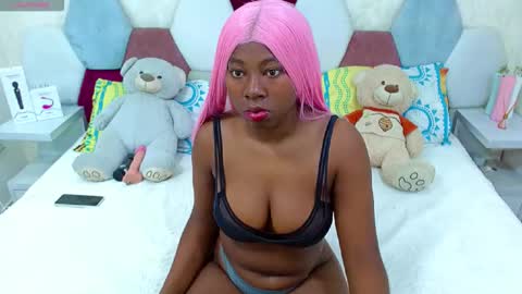 sabriana_smith1 online show from 05/02/26, 04:06