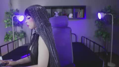 sabri   online show from 11/12/25, 01:11