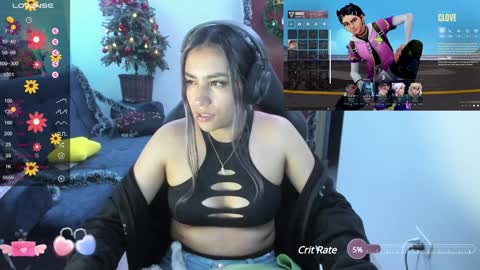 Snapshot of sabrina_chester_02 chatting on 12/18/24, 05:37 Angie online show from 12/18/24, 05:37