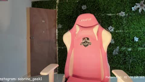 sabrina_geek online show from 01/09/26, 03:53