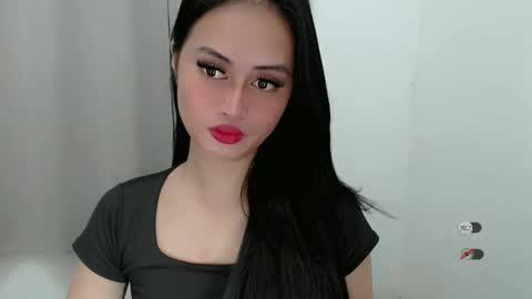 Snapshot of sabrina_inviting chatting on 02/25/25, 10:50 Sabrina online show from 02/25/25, 10:50