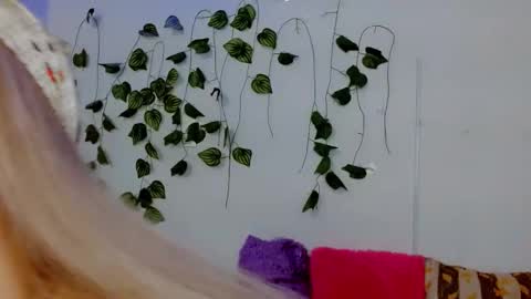 Snapshot of sabrinaexpositoxx chatting on 03/12/26, 02:50 SABRI online show from 03/12/26, 02:50