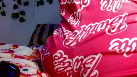 Snapshot of sabrinaexpositoxx chatting on 04/08/26, 11:10 SABRI online show from 04/08/26, 11:10