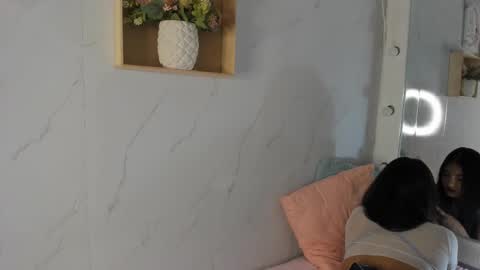 Snapshot of sabrinahims_ chatting on 10/07/25, 12:41 mariana online show from 10/07/25, 12:41