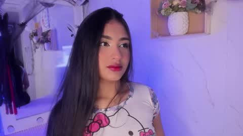 Snapshot of sabrinahims_ chatting on 10/21/25, 03:51 mariana online show from 10/21/25, 03:51