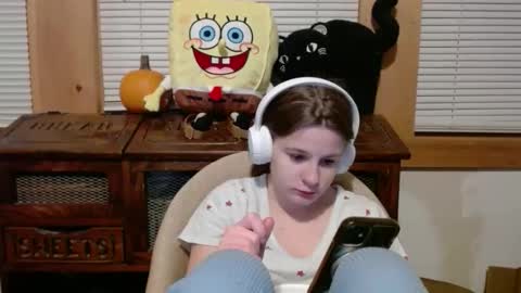 Snapshot of sabrinalexington chatting on 10/27/25, 10:36 Sabrina online show from 10/27/25, 10:36