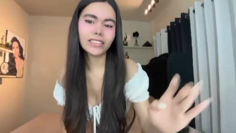 sabrinamadonna54 online show from 06/08/26, 09:31