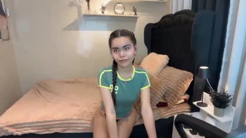sabrinamadonna54 online show from 06/23/26, 08:12