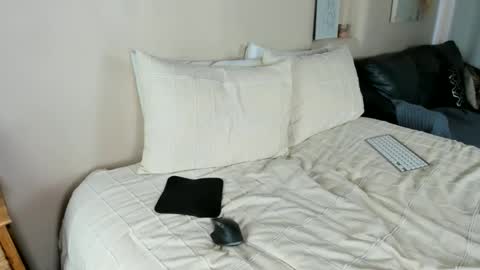 SabrinasShows online show from 12/09/24, 07:50