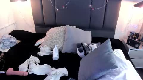 Snapshot of sabrinav_ chatting on 02/27/26, 11:21 Sabrina online show from 02/27/26, 11:21