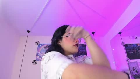 Sabrina  online show from 04/01/26, 11:22