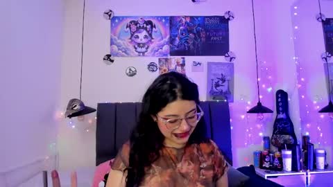 Sabrina  online show from 06/01/26, 11:12