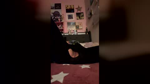 SabrinFisher online show from 05/17/26, 08:38
