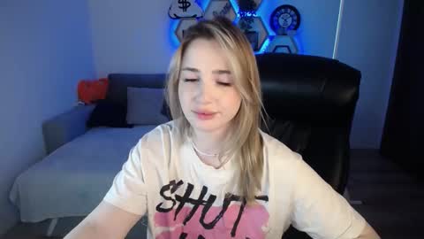 Sabrina Violet online show from 12/26/24, 12:16