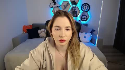 Sabrina Violet online show from 02/21/25, 09:13