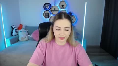 Sabrina Violet online show from 10/17/25, 08:17