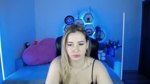 Sabrina Violet online show from 11/29/25, 09:12