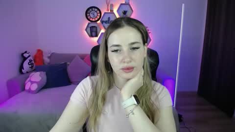 Sabrina Violet online show from 03/31/26, 08:04