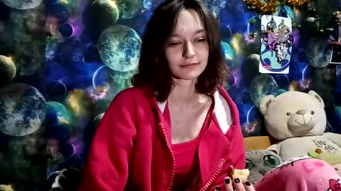 Adele online show from 03/31/26, 07:09