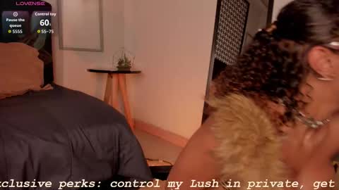 Sophie online show from 10/28/25, 05:22