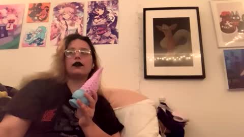 Snapshot of sadgirlsocial chatting on 11/06/25, 06:58 sweet angel baby online show from 11/06/25, 06:58