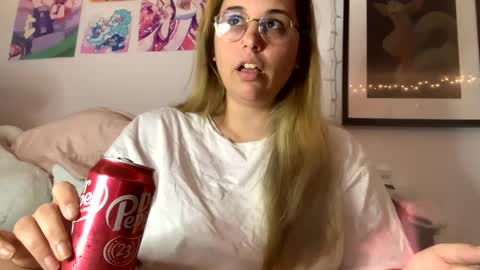 Snapshot of sadgirlsocial chatting on 11/11/25, 05:51 sweet angel baby online show from 11/11/25, 05:51