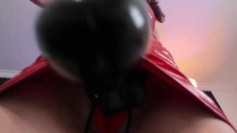 Snapshot of sadie_manson chatting on 02/18/25, 04:48 SADIE online show from 02/18/25, 04:48